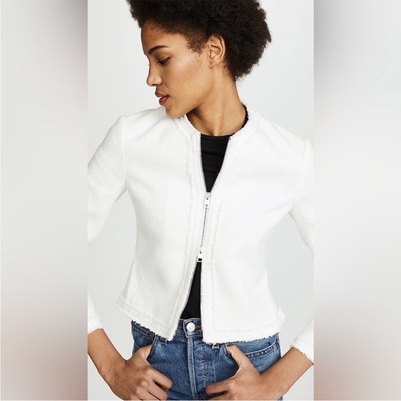 Exclusive Premium Designer Reseller Box Size XS - Picture 4 of 11